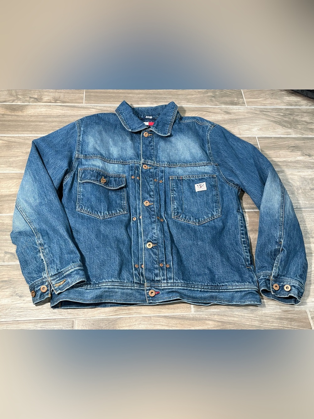 Vintage 90s Tommy Hilfiger Mens Large Distressed Denim Jean Trucker Jacket Blue